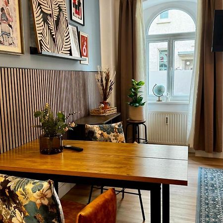 Noy'Z In Der Belebten Neustadt Dresden Buitenkant foto